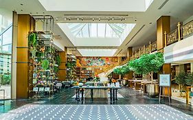 โรงแรมมณเฑียร สุรวงศ์ กรุงเทพ